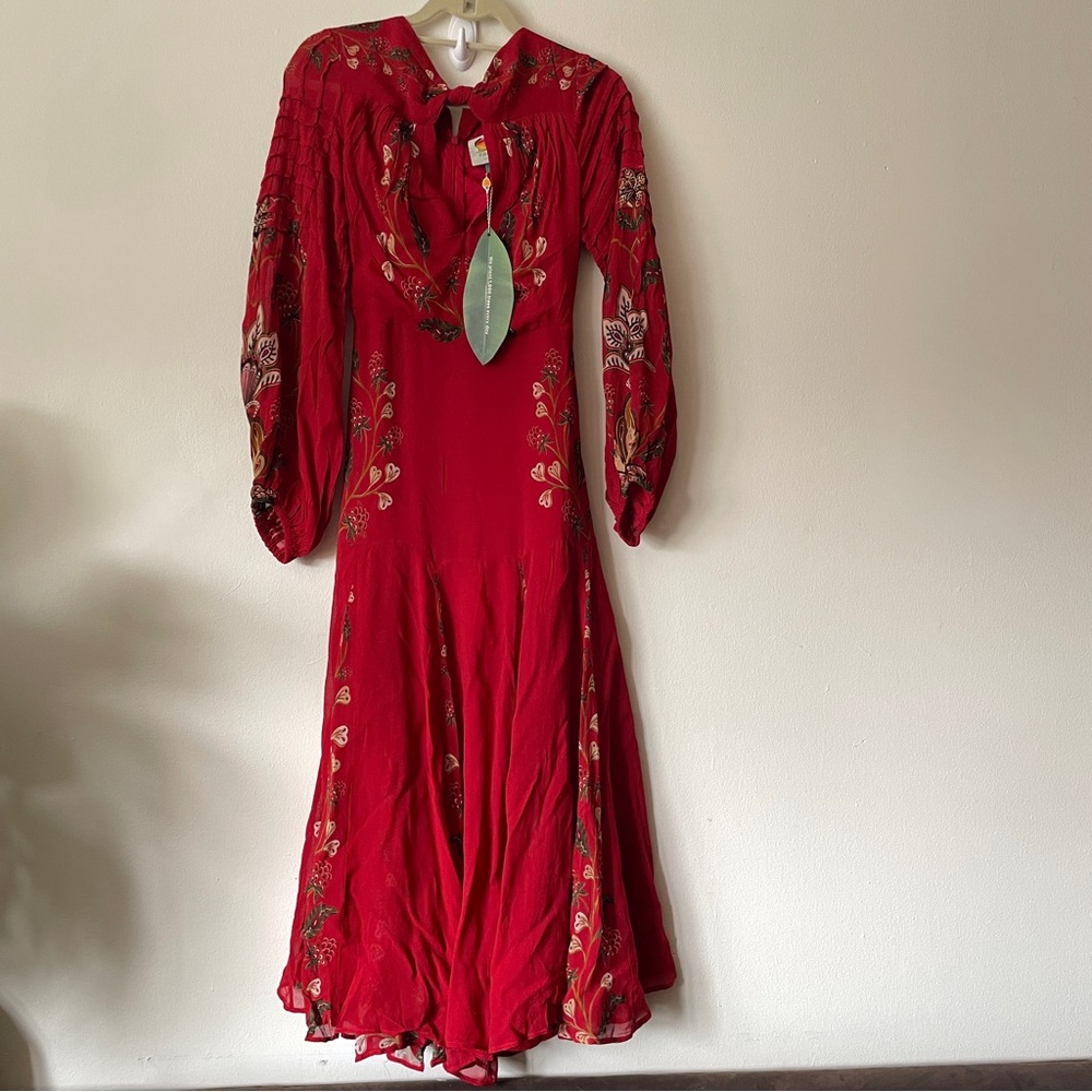 NEW FARM RIO berry garden long sleeve pleated maxi dress red boho wedding guest - Picture 10 of 13